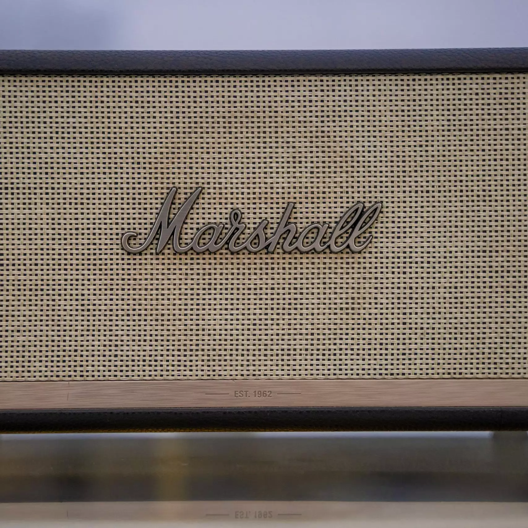 Приятная фоновая музыка